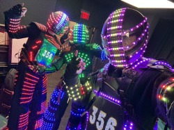 3 Dancing Robots Package