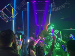 LED ROBOT